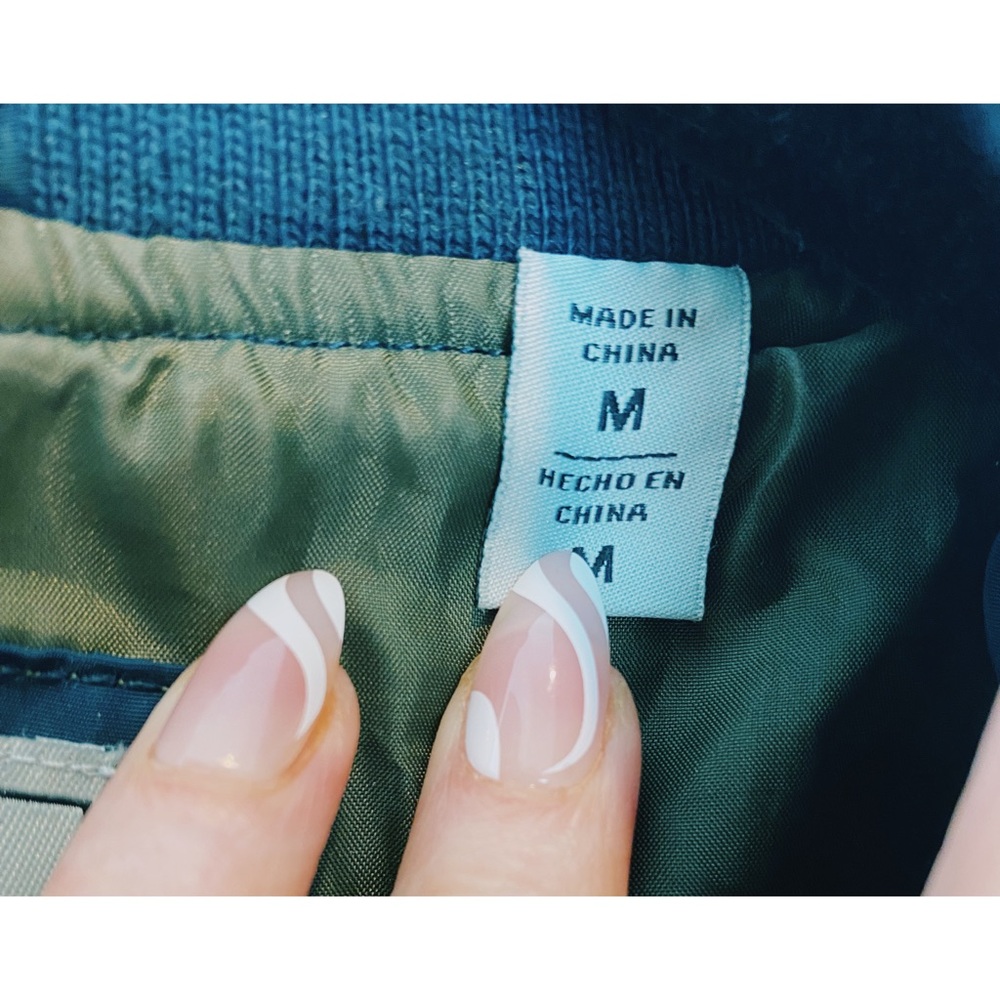 Levi’s Flight Bomber Jacket in Navy Size M - Picture 9 of 16